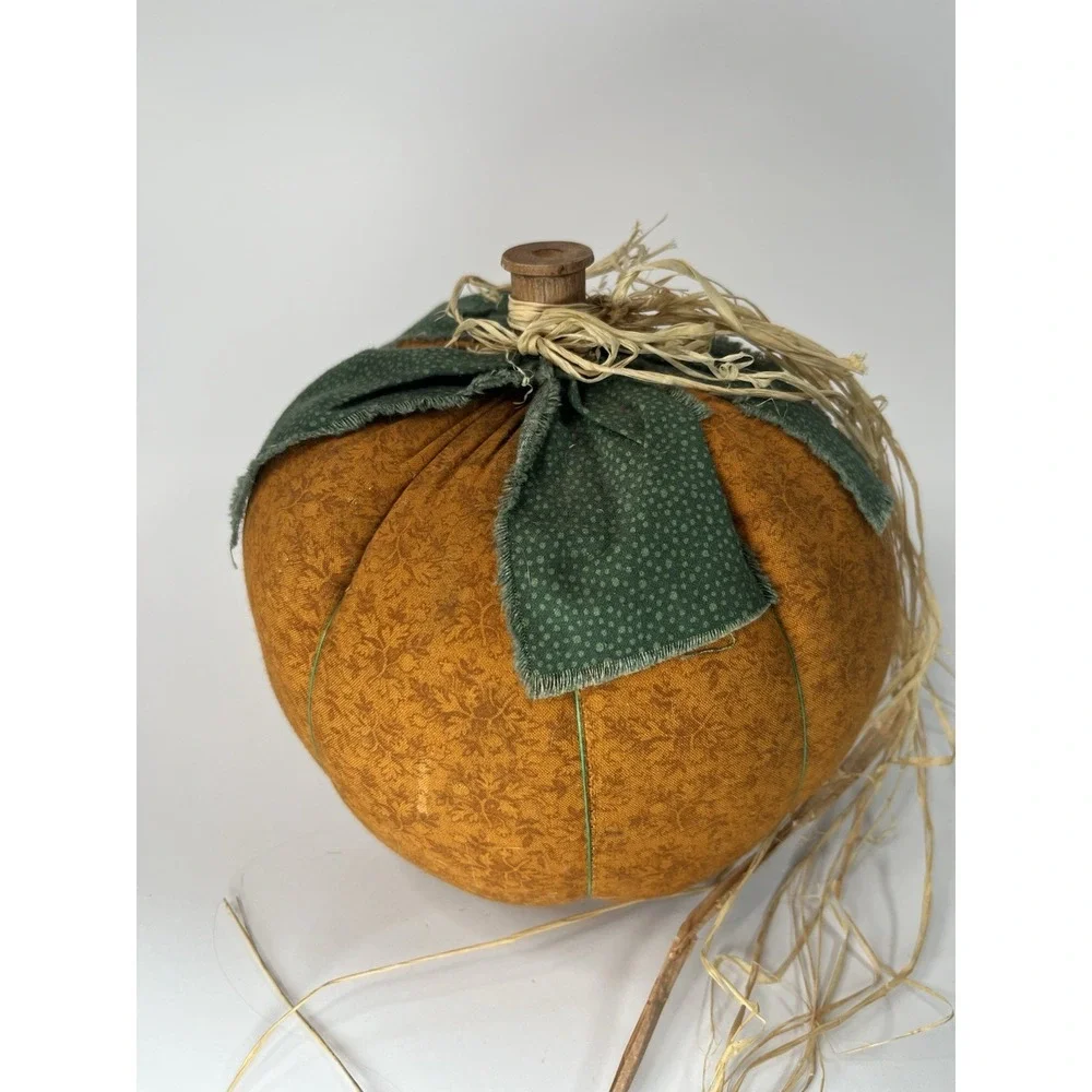 Vintage Pilgrim Figurines Set of 3 Thanksgiving Fall Decor Resin & Pumpkin